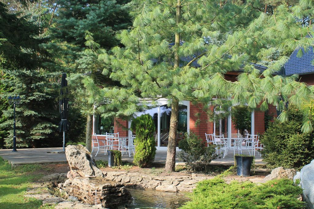 Hotel Und Restaurant Waldschloesschen Crivitz Luaran gambar