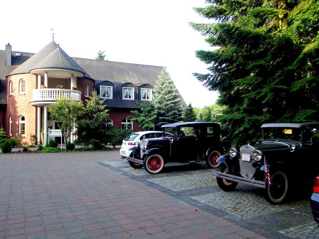 Hotel Und Restaurant Waldschloesschen Crivitz Luaran gambar