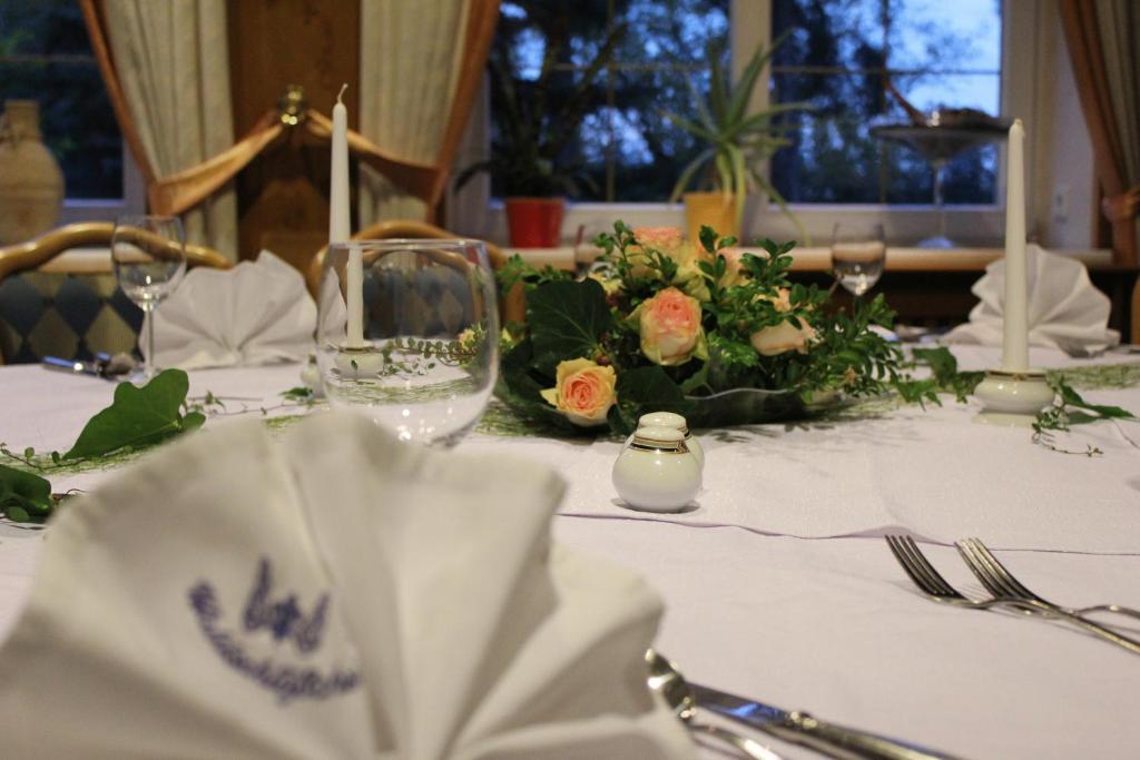 Hotel Und Restaurant Waldschloesschen Crivitz Luaran gambar